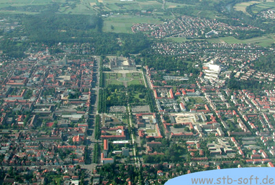 Ludwigsburg von S&uuml;den am  25.06.2001  14:10Uhr aus 4500ft. msl